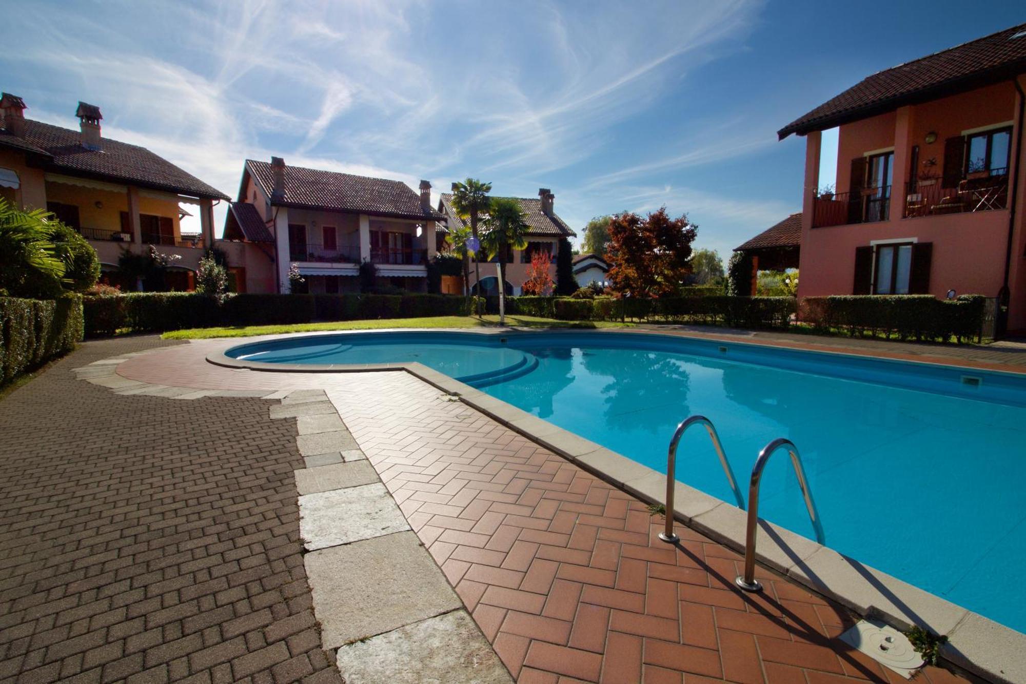 Sunflower Relax Pool And Terrace - Happy Rentals لسا المظهر الخارجي الصورة