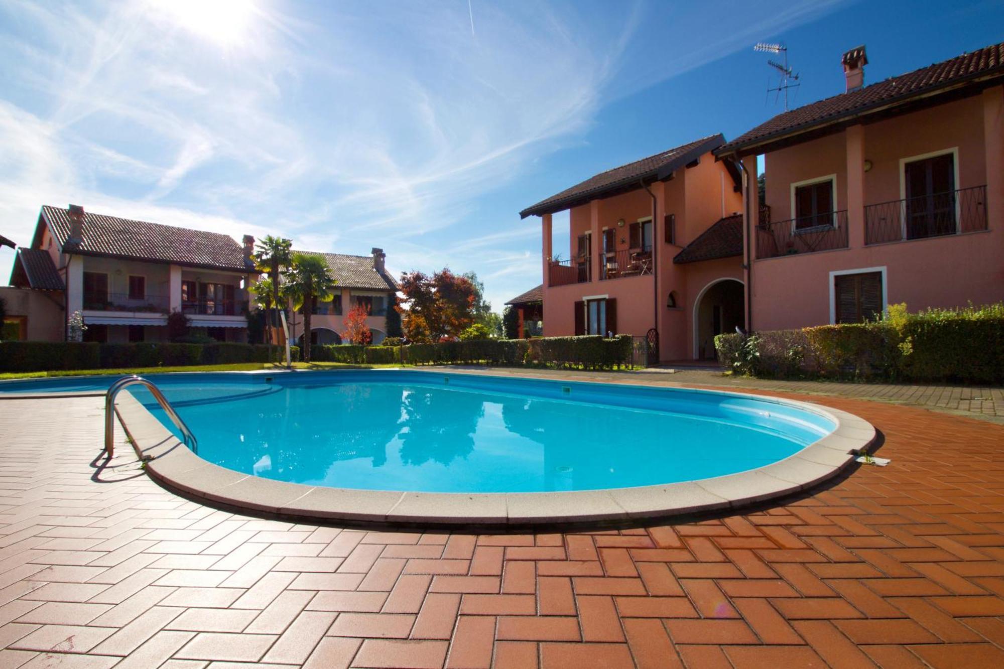 Sunflower Relax Pool And Terrace - Happy Rentals لسا المظهر الخارجي الصورة